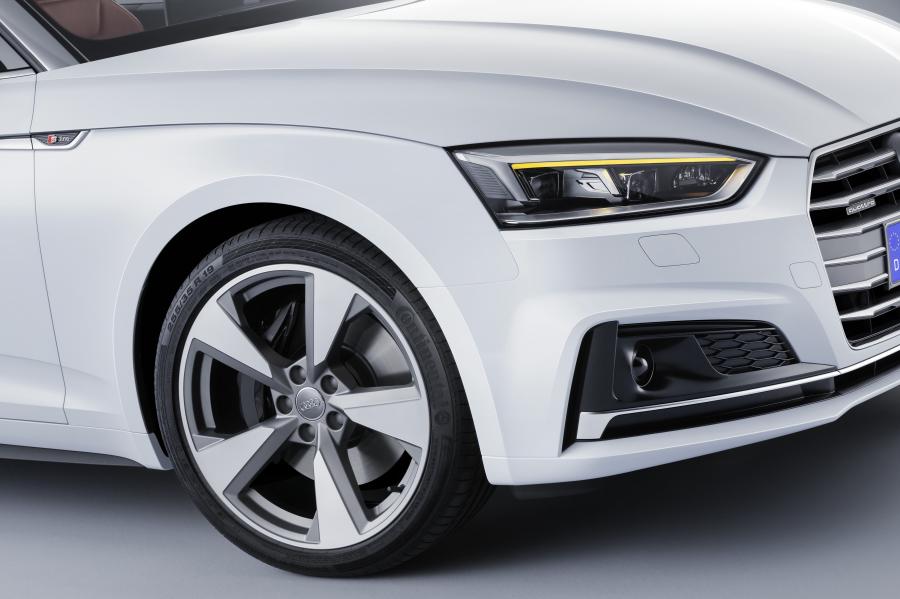 Детали экстерьера Audi A5 Cabriolet 2.0 TDI Quattro S-Line 2017 года  (WW) (фото 60 из 76)